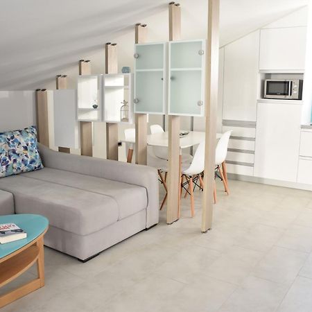 Beachfront Apartments - Villa Vita Stara Novalja Camera foto